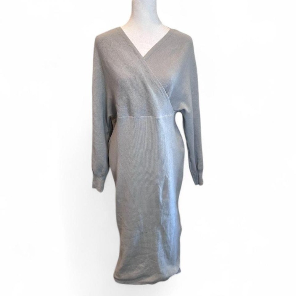 NWT Cupshe Gray Long Sleeve V-Neck Knit Dress‎ Sz Medium